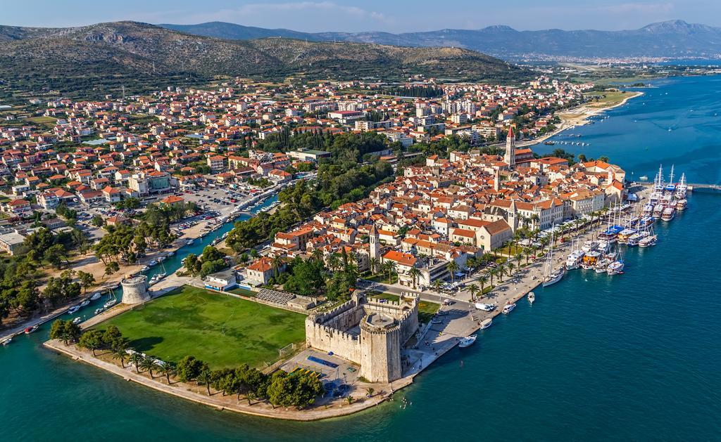 Apartment Fabijanko Oldtown Trogir Bagian luar foto